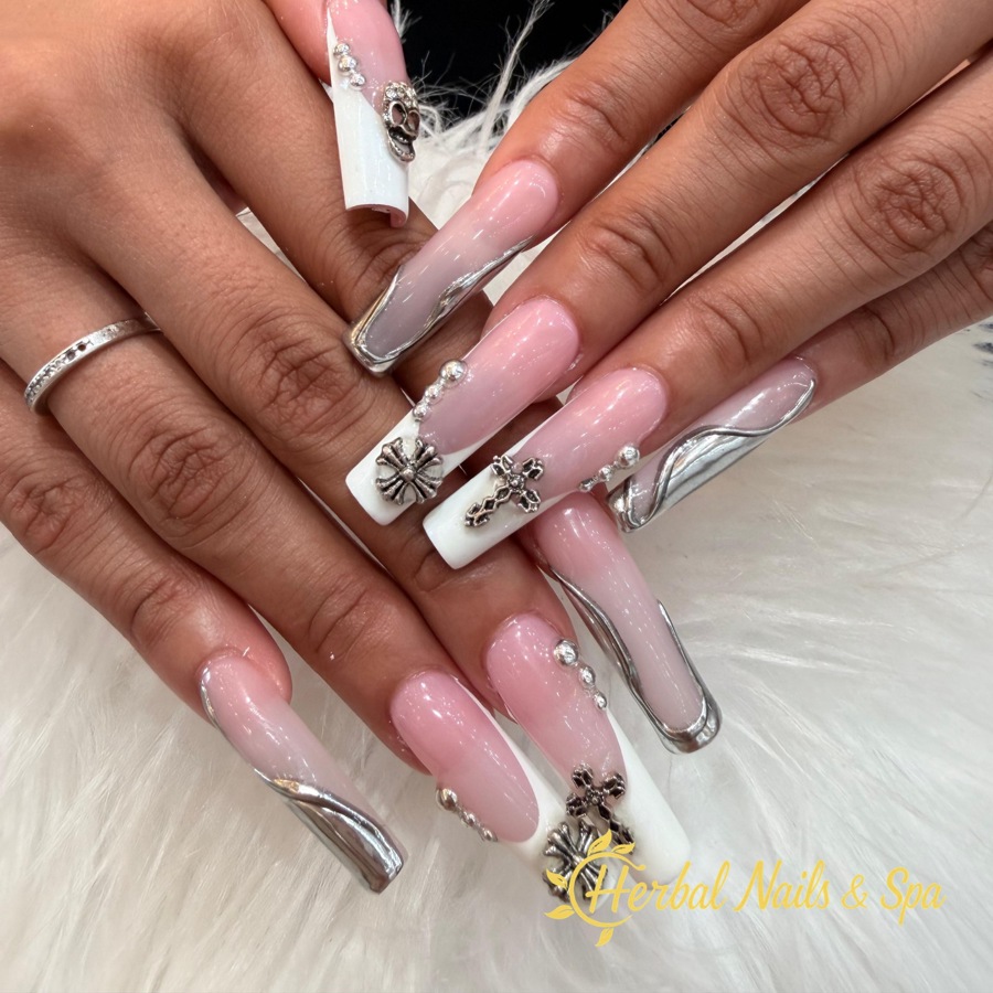 Herbal Nails & Spa